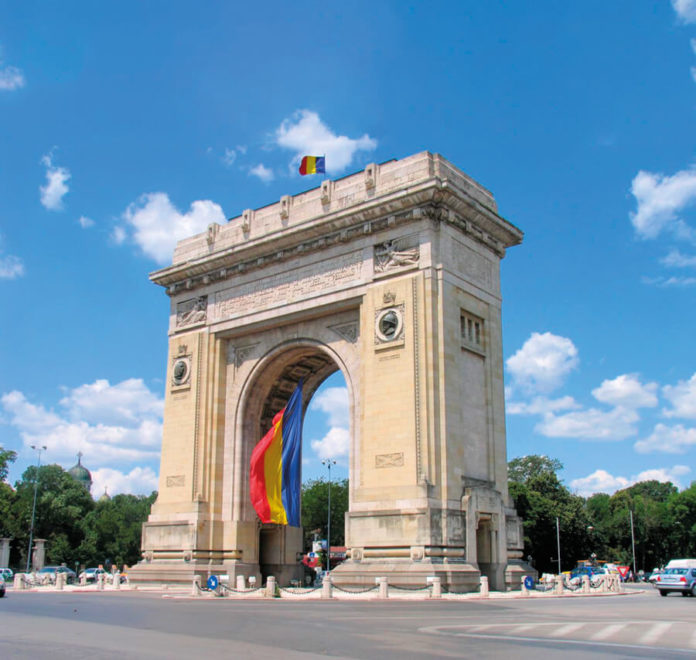 Arcul de triumf din București, ridicat în memoria soldaților români căzuți în Primul Război Mondial, Marea Unire