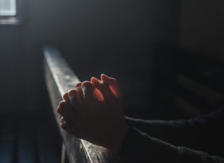 rugăciune, biserică, mâini rugătoare
